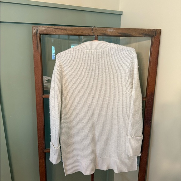 Athleta Cream V-Neck Sweater Chunky Knit - Picture 3 of 3